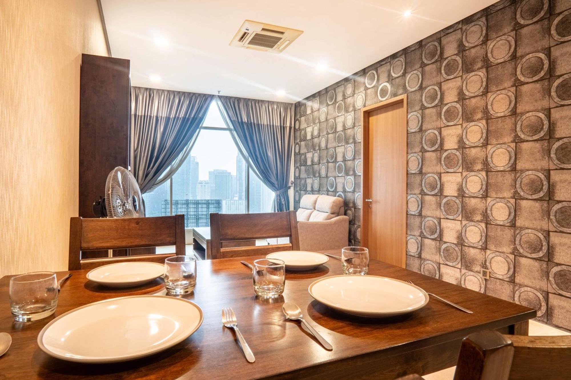 Soho Suites Klcc By Airhost Kuala Lumpur Exterior photo